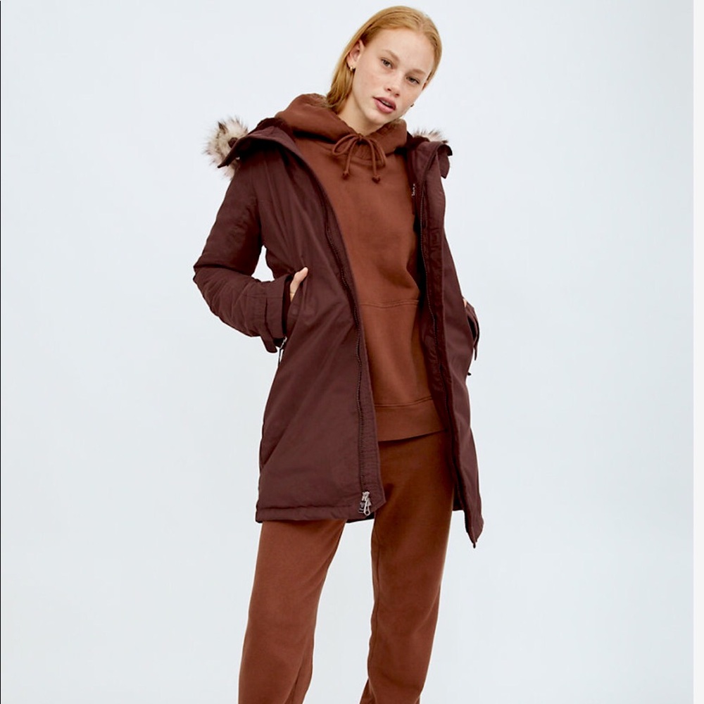 Aritzia Summit Parka- lightly worn